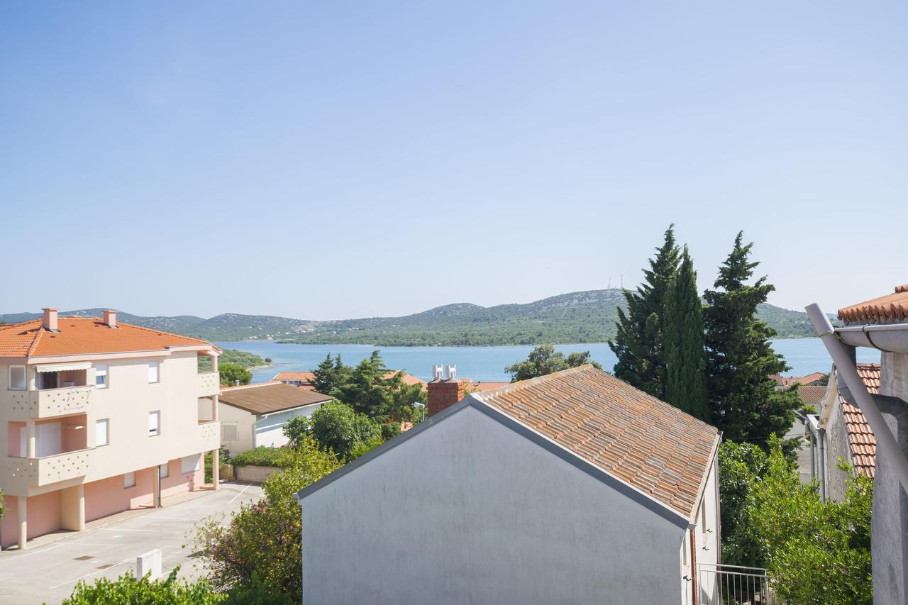 Apartments Katarina Pirovac Exterior photo